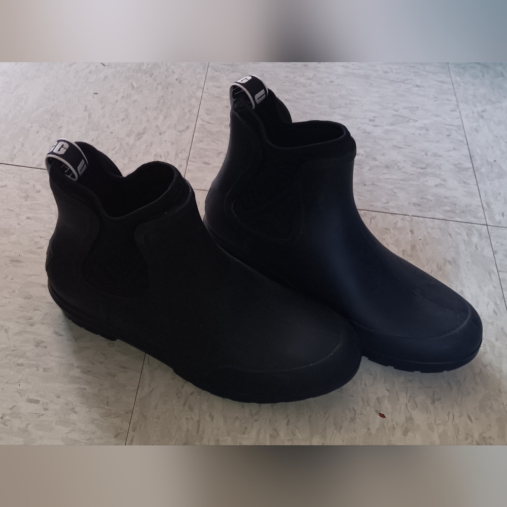 Womans UGG boots